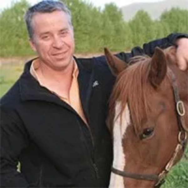 Dr. Douglas Anez, San Joaquin Valley Equine Veterinarian